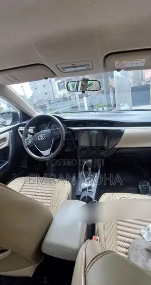 Toyota Corolla 2015 Silver
