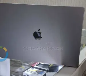 New Laptop Apple MacBook Pro M1 32GB Apple M1 Max SSD 1T