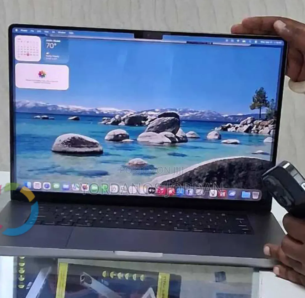 New Laptop Apple MacBook Pro M1 32GB Apple M1 Max SSD 1T