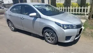 Toyota Corolla 2015 Silver