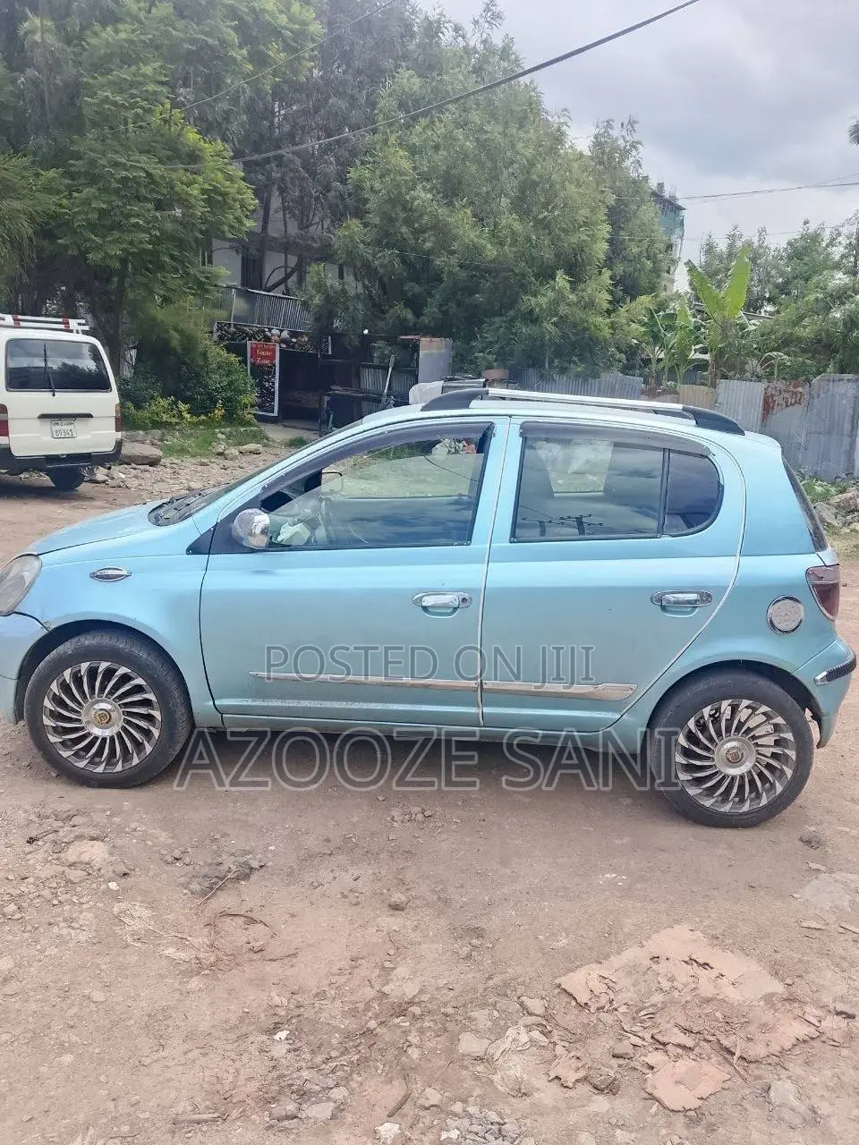 Toyota Vitz 2001 Blue