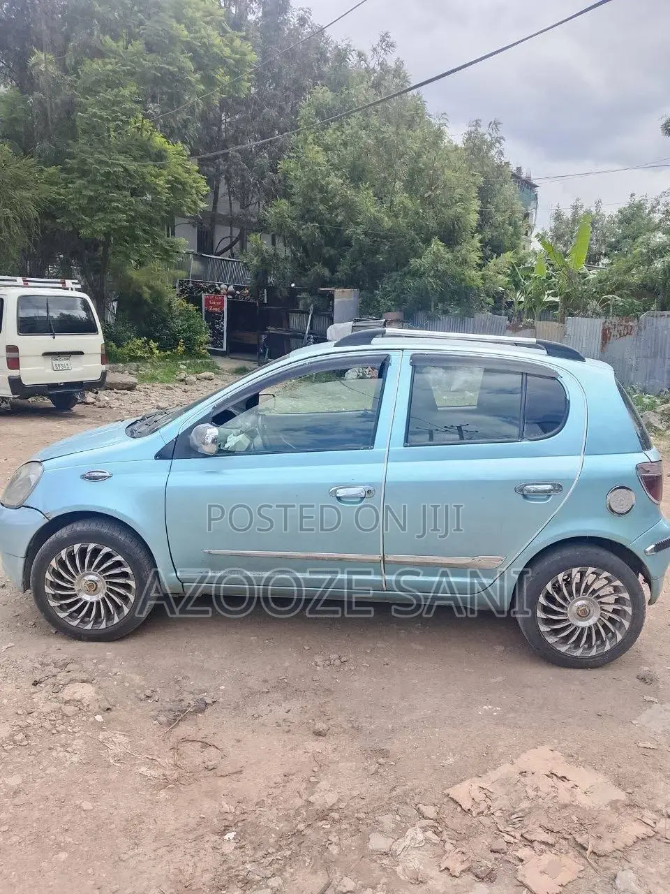 Toyota Vitz 2001 Blue