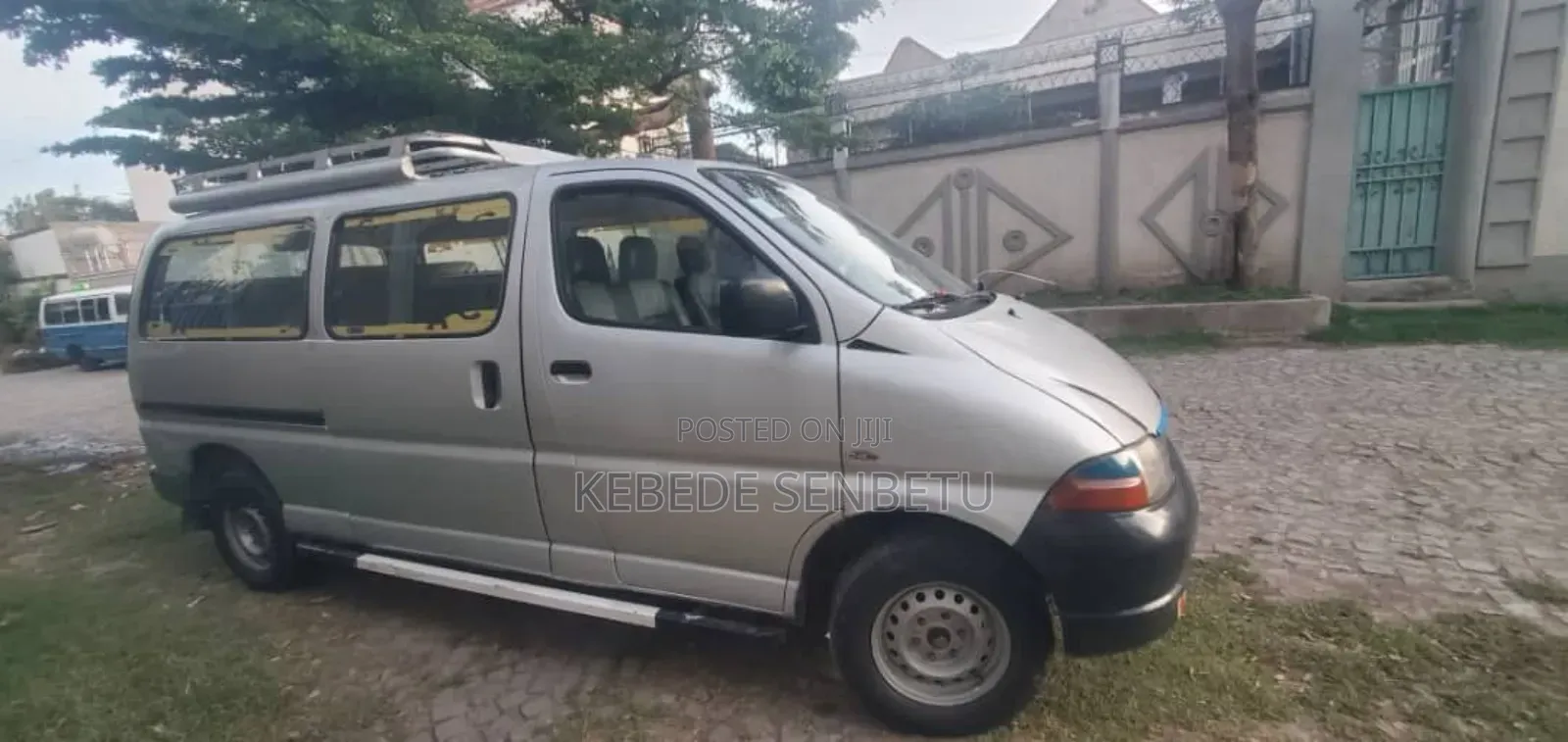 Toyota Grand HiAce 2006 Silver