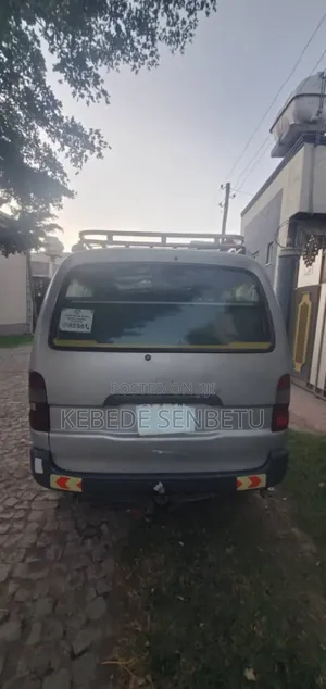 Toyota Grand HiAce 2006 Silver