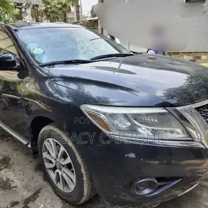 Nissan Pathfinder 2013 Black