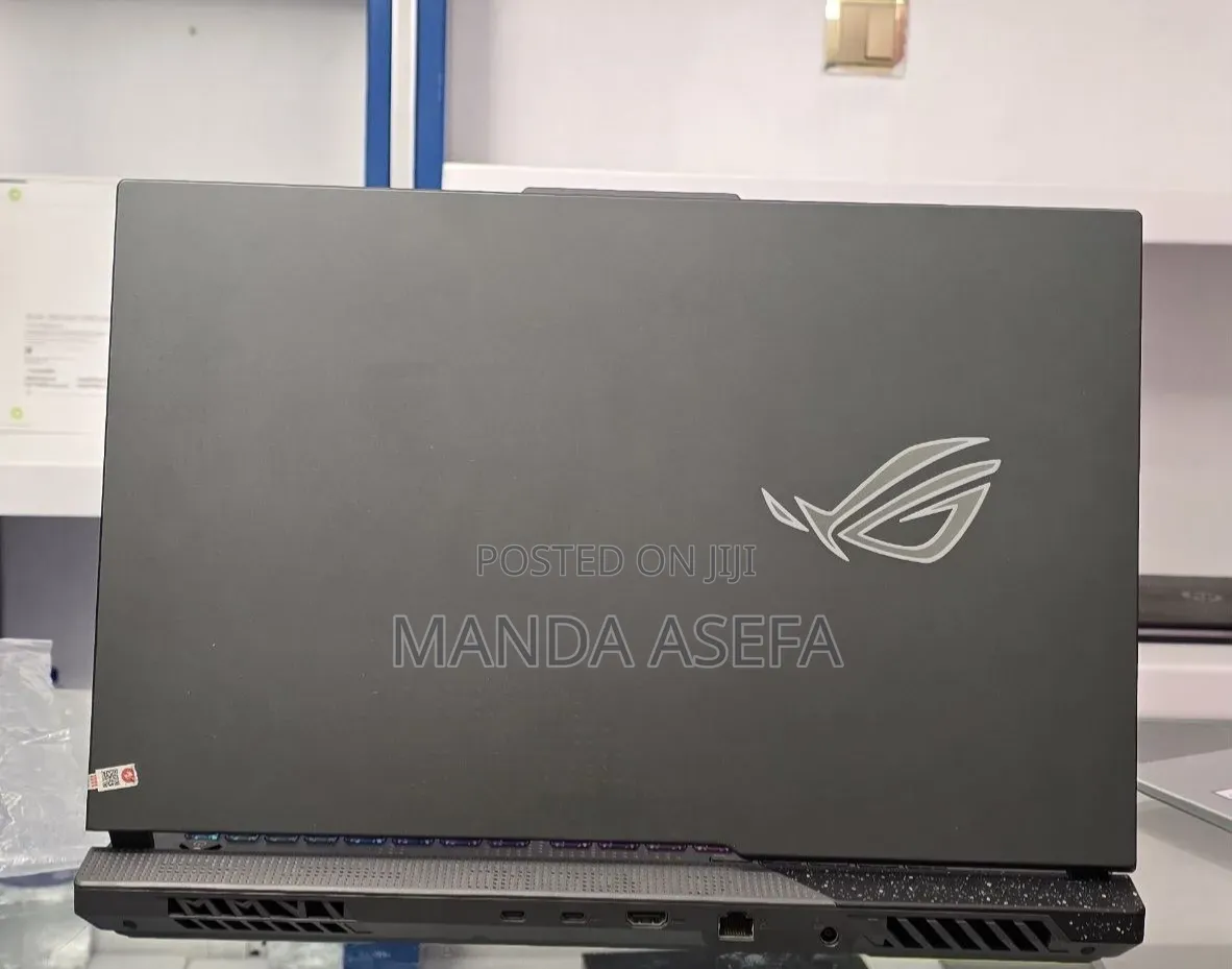 New Laptop Asus ROG Strix G17 16GB AMD Ryzen 9 SSD 1T