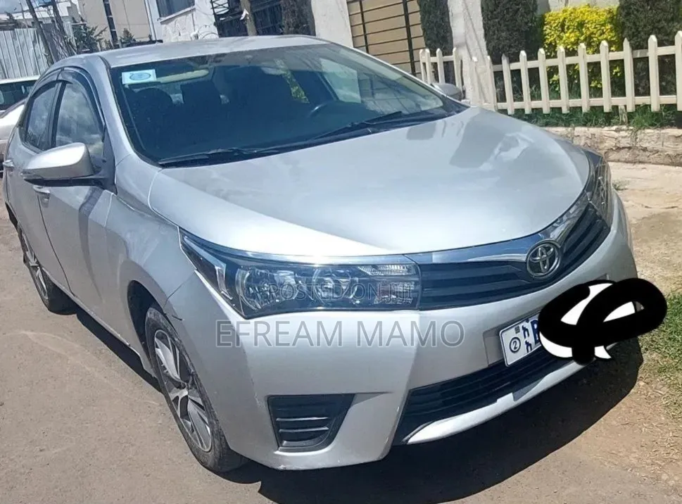 Toyota Corolla 2015
