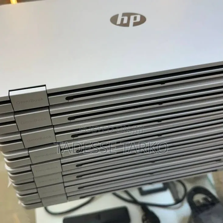 New Laptop HP OmniBook 5 Flip 14-fp0023dx 16GB Intel Core 7 SSD 512GB