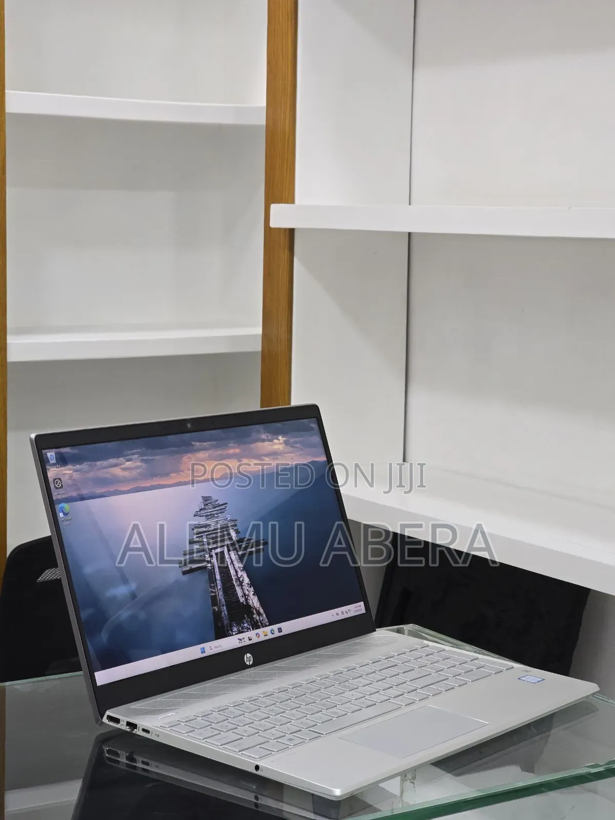 New Laptop HP Pavilion 15 8GB Intel Core i7 SSD 256GB