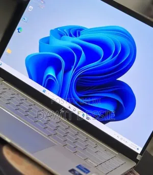 New Laptop HP 16GB Intel Core i5 SSD 512GB