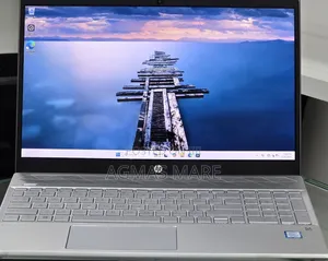 New Laptop HP Pavilion 15 8GB Intel Core i7 SSD 256GB