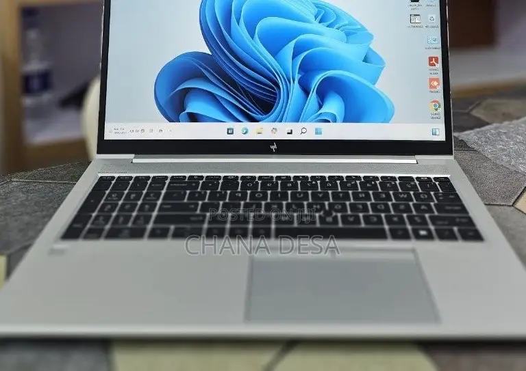 New Laptop HP 16GB Intel Core i7 SSD 512GB