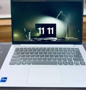 New Laptop Lenovo 12GB Intel Core i7 SSD 512GB