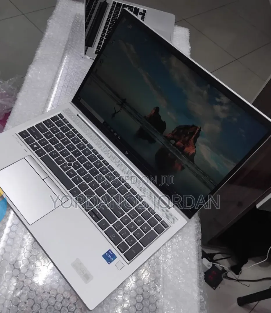 New Laptop HP EliteBook 850 G8 16GB Intel Core i5 SSD 512GB