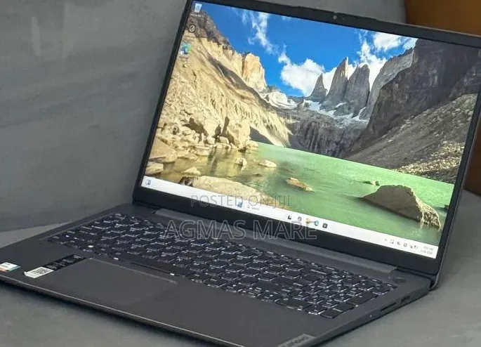New Laptop Lenovo Ideapad 3 12GB Intel Core i5 SSD 256GB