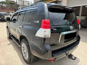 Toyota Land Cruiser 2014 Black