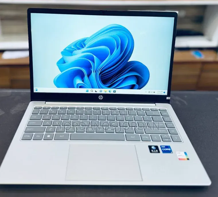 New Laptop HP Stream Notebook 16GB Intel Core i7 SSD 1T