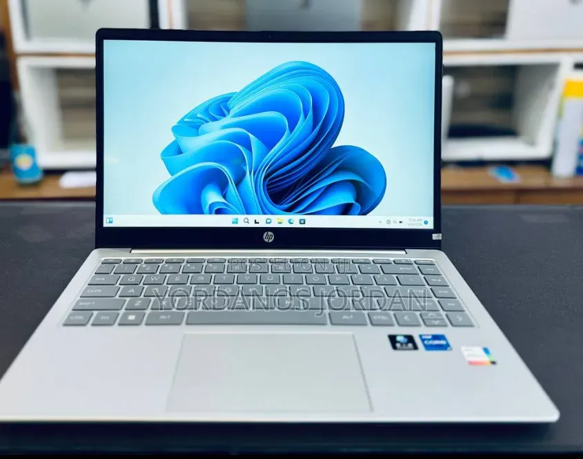 New Laptop HP Stream Notebook 16GB Intel Core i7 SSD 1T
