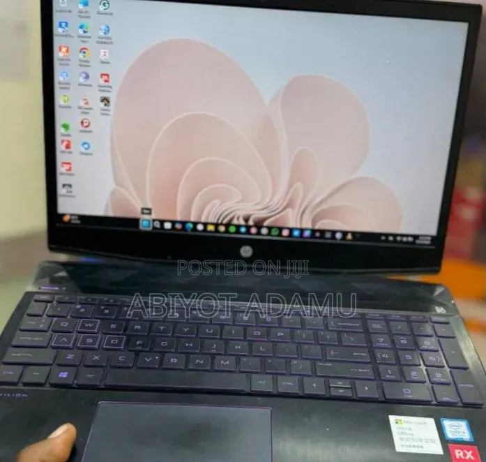 New Laptop HP Pavilion 15 16GB Intel Core i5 HDD+SSD 1T