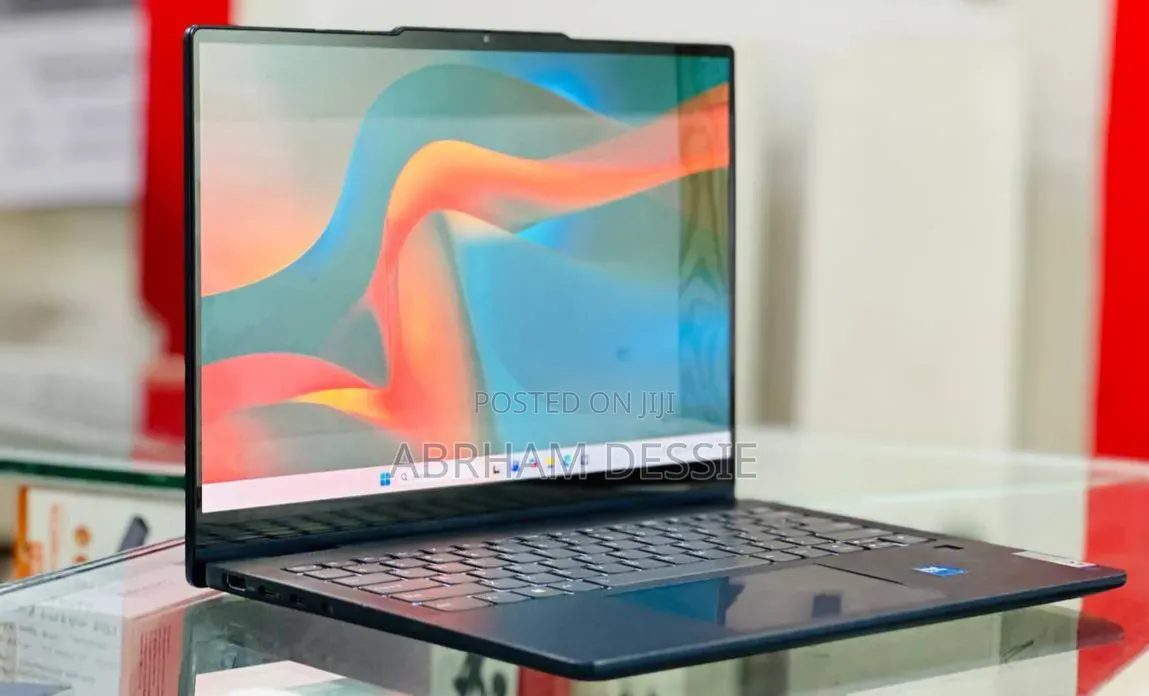 New Laptop Lenovo 16GB Intel Core 7 SSD 512GB