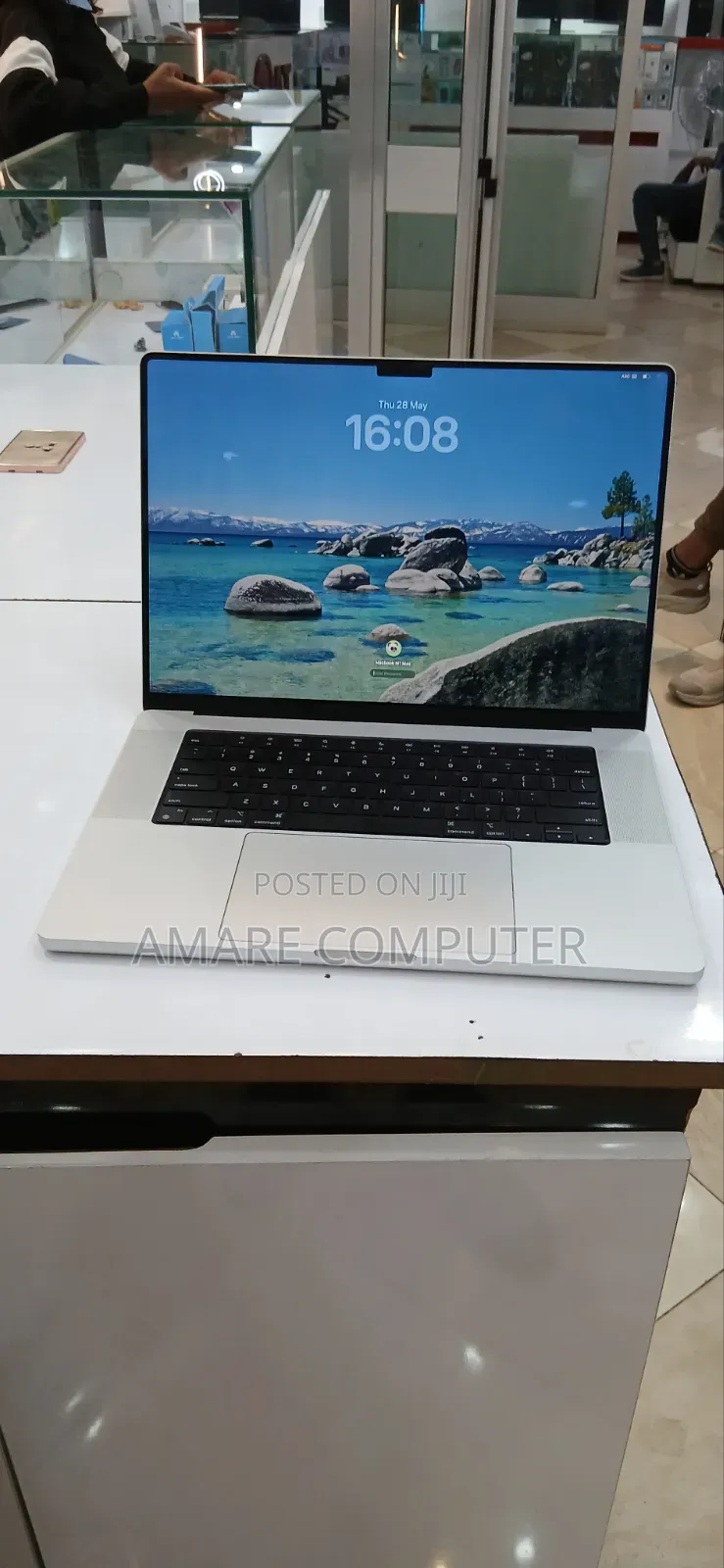 New Laptop Apple MacBook Pro 2021 M1 32GB Apple M1 Max SSD 1T