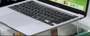 New Laptop Apple MacBook 2020 8GB Intel Core i5 SSD 512GB
