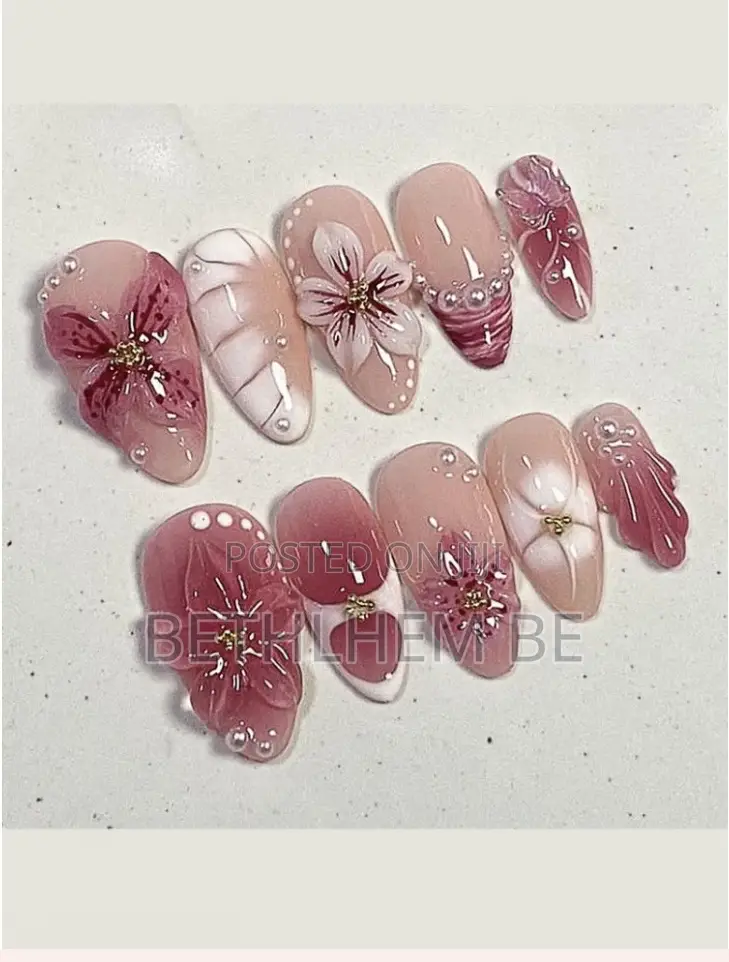 Press On Nails