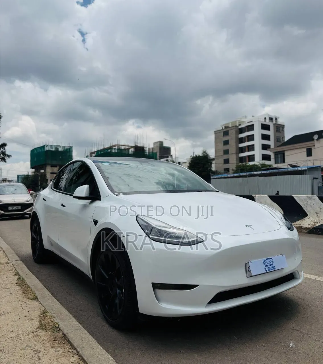 Tesla Model Y 2023 White