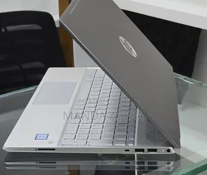 New Laptop HP Pavilion 15 8GB Intel Core i7 SSD 256GB