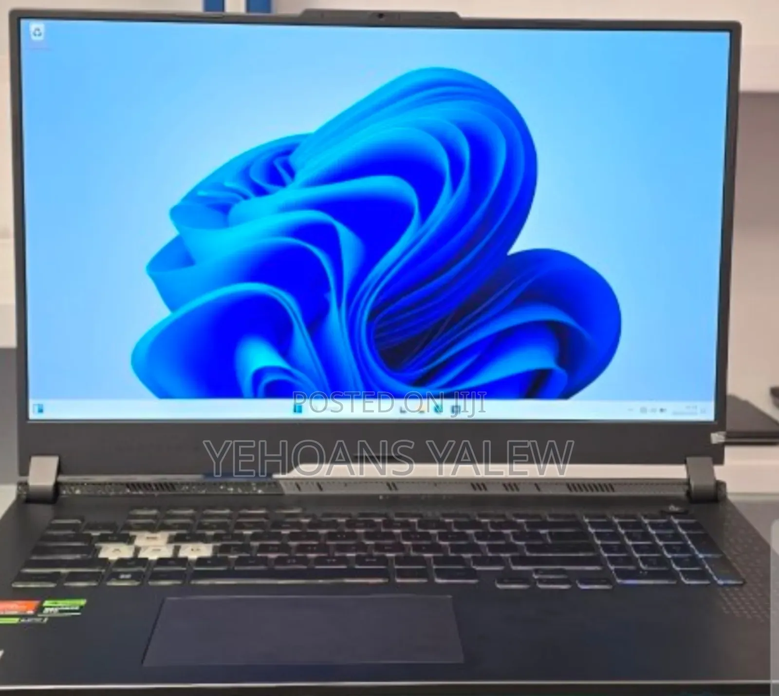 New Laptop Asus ROG Strix G17 16GB AMD Ryzen 9 SSD 1T