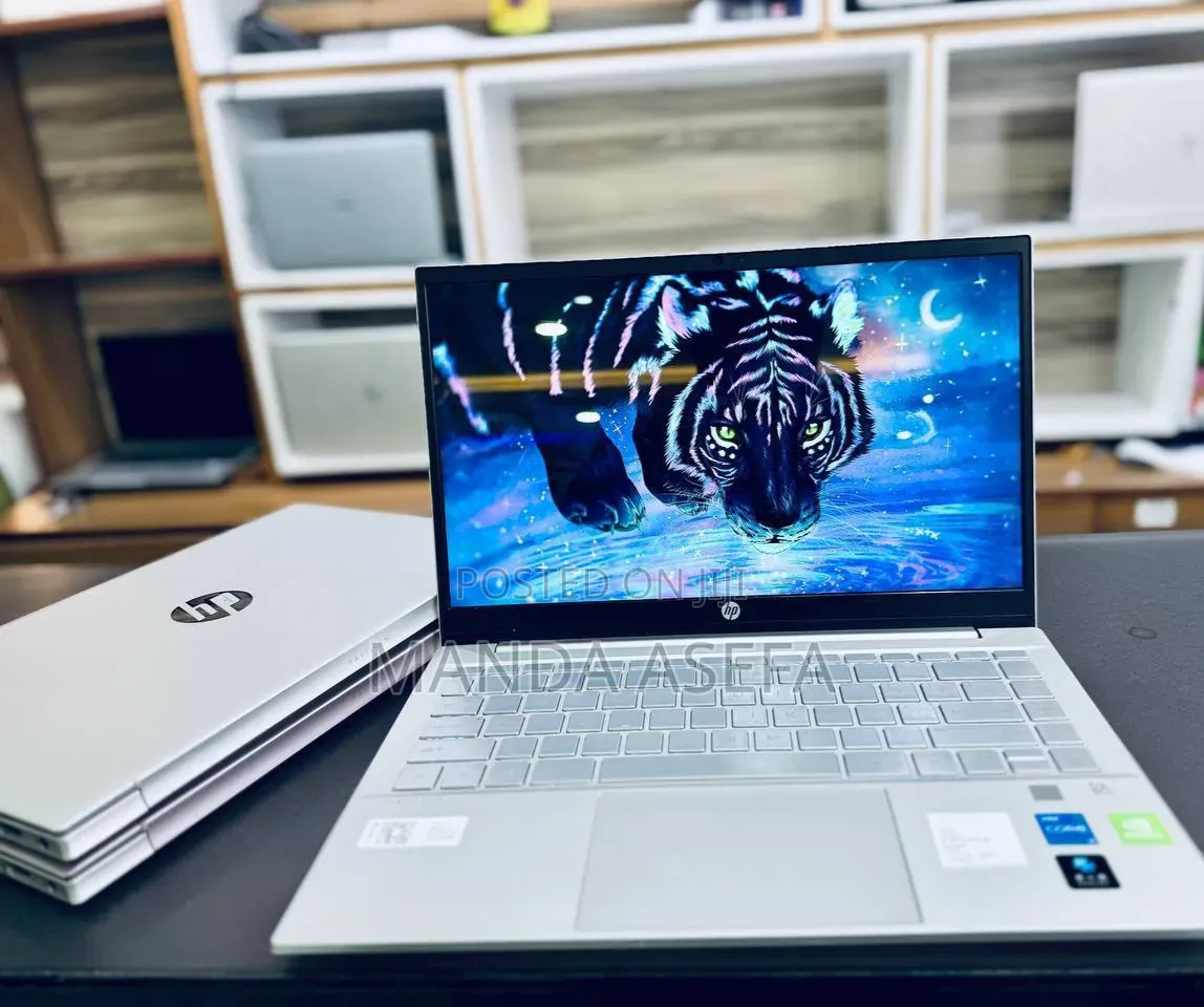 New Laptop HP Pavilion 14 16GB Intel Core i5 SSD 512GB