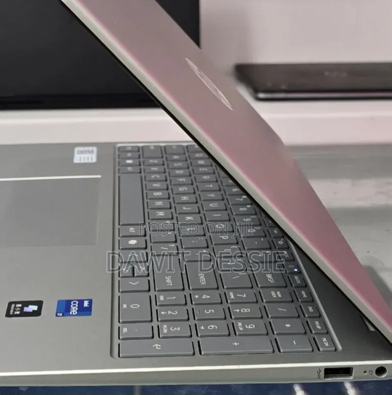 New Laptop HP Stream Notebook 16GB Intel Core i7 SSD 1T