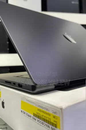 New Apple MacBook Pro 2023 M3 Max 16-inch 36GB Apple M3 Max SSD 1T