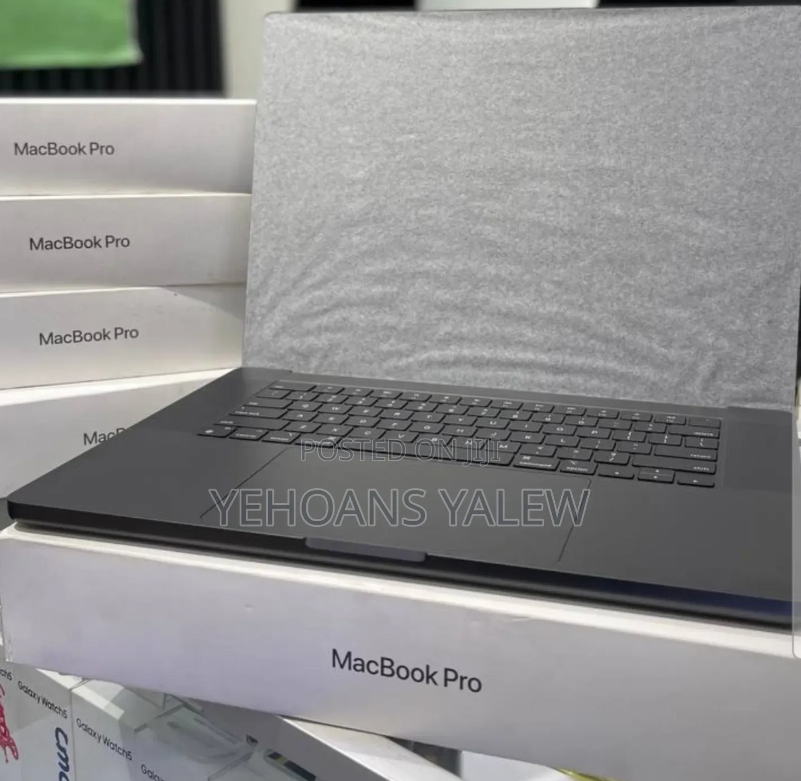 New Apple MacBook Pro 2023 M3 Max 16-inch 36GB Apple M3 Max SSD 1T