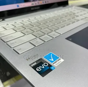New Laptop Asus ZenBook Flip 14 UX461UA 16GB Intel Core i7 SSD 512GB