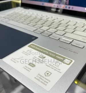 New Laptop Asus ZenBook Flip 14 UX461UA 16GB Intel Core i7 SSD 512GB