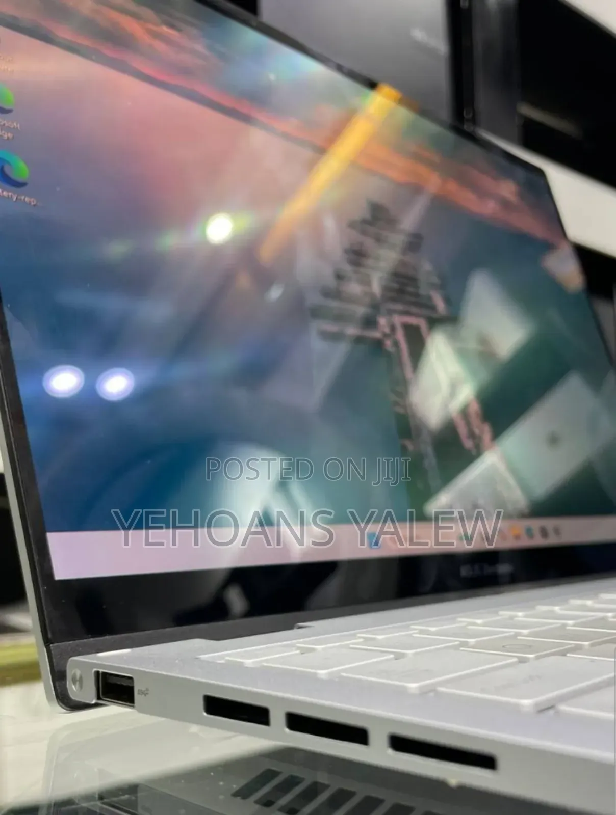 New Laptop Asus ZenBook Flip 14 UX461UN 16GB Intel Core i7 SSD 512GB
