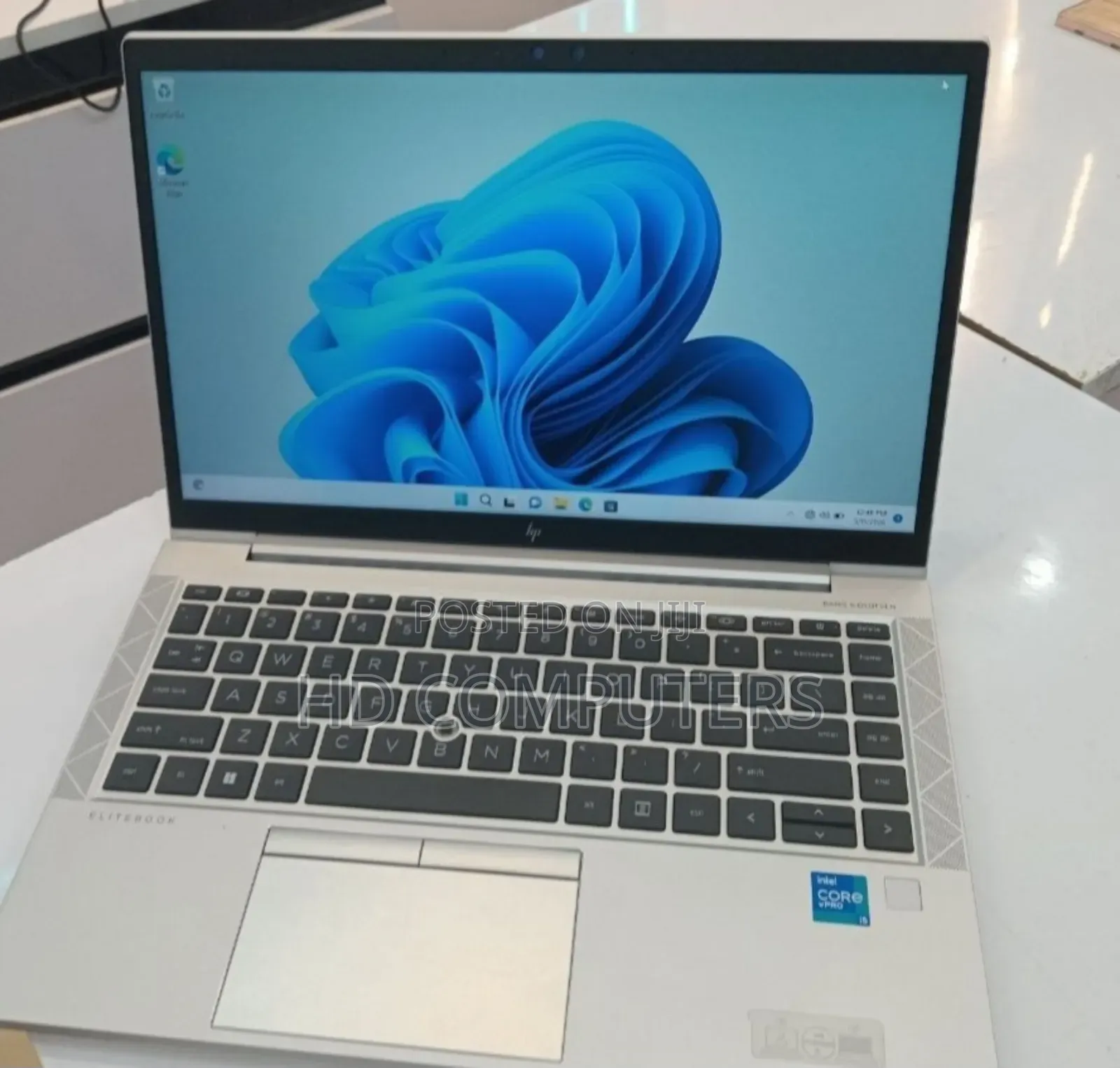 New Laptop HP EliteBook 840 G8 8GB Intel Core i7 SSD 512GB