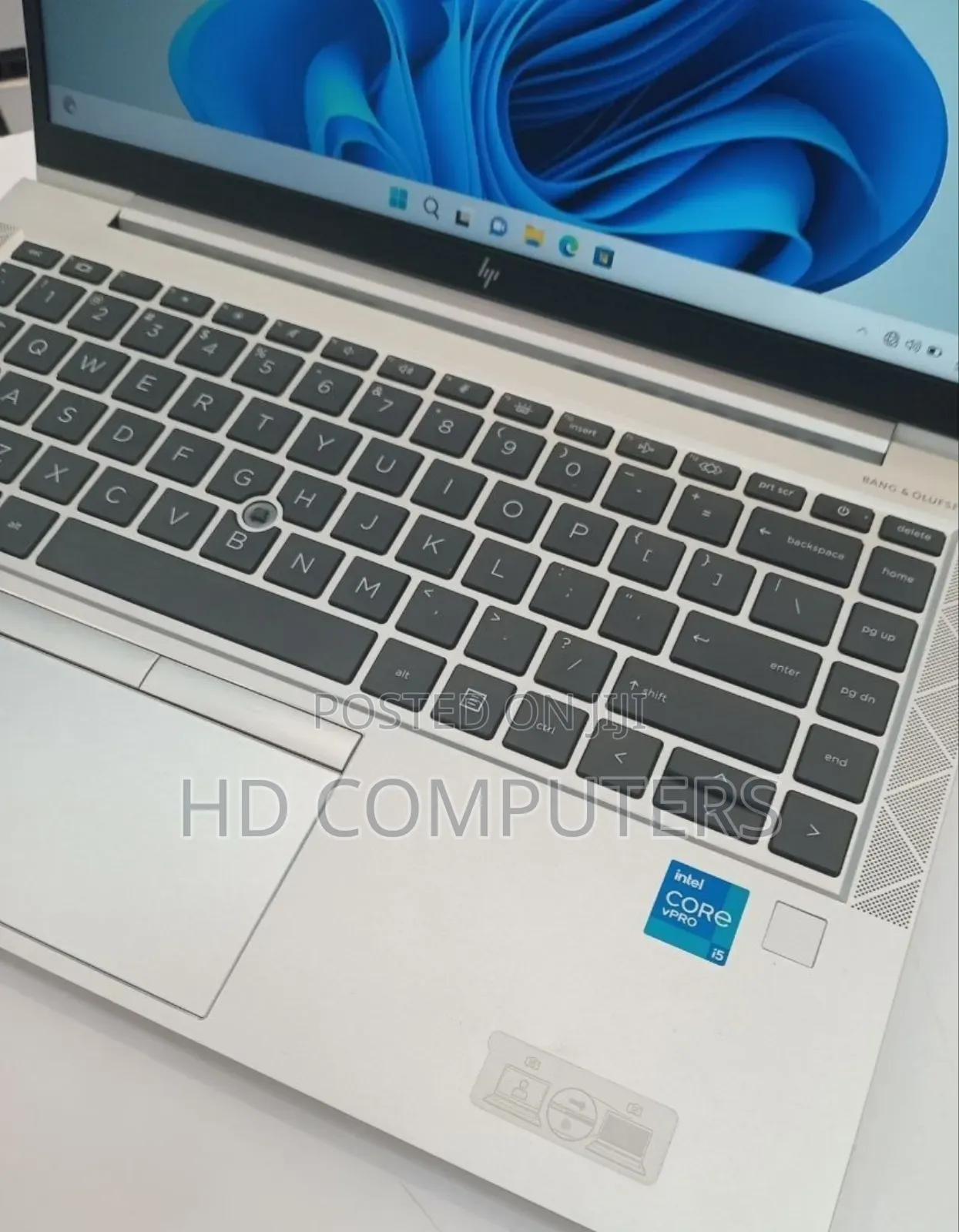 New Laptop HP EliteBook 840 G8 8GB Intel Core i7 SSD 512GB