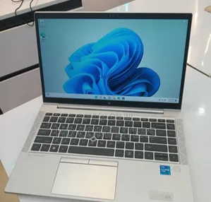 New Laptop HP EliteBook 840 G8 8GB Intel Core i7 SSD 512GB
