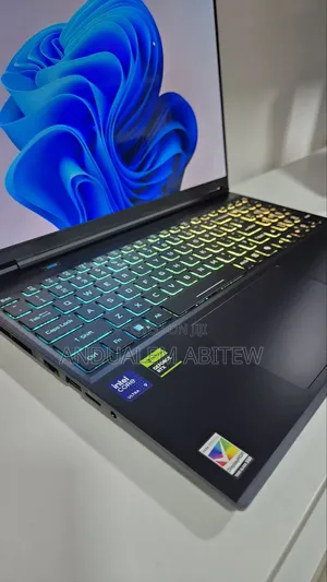 New Laptop Acer Predator Helios Neo 16 16GB Intel Core Ultra 9 SSD 1T