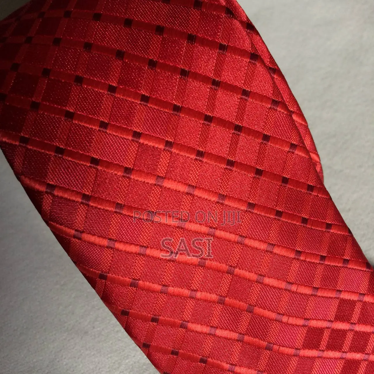 Classic Red Tie-Kerbat