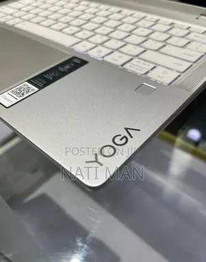 New Laptop Lenovo Yoga 700 16GB AMD Ryzen 5 SSD 512GB