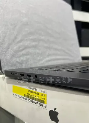 New Apple MacBook Pro 2023 M3 Max 16-inch 36GB Apple M3 Max SSD 1T