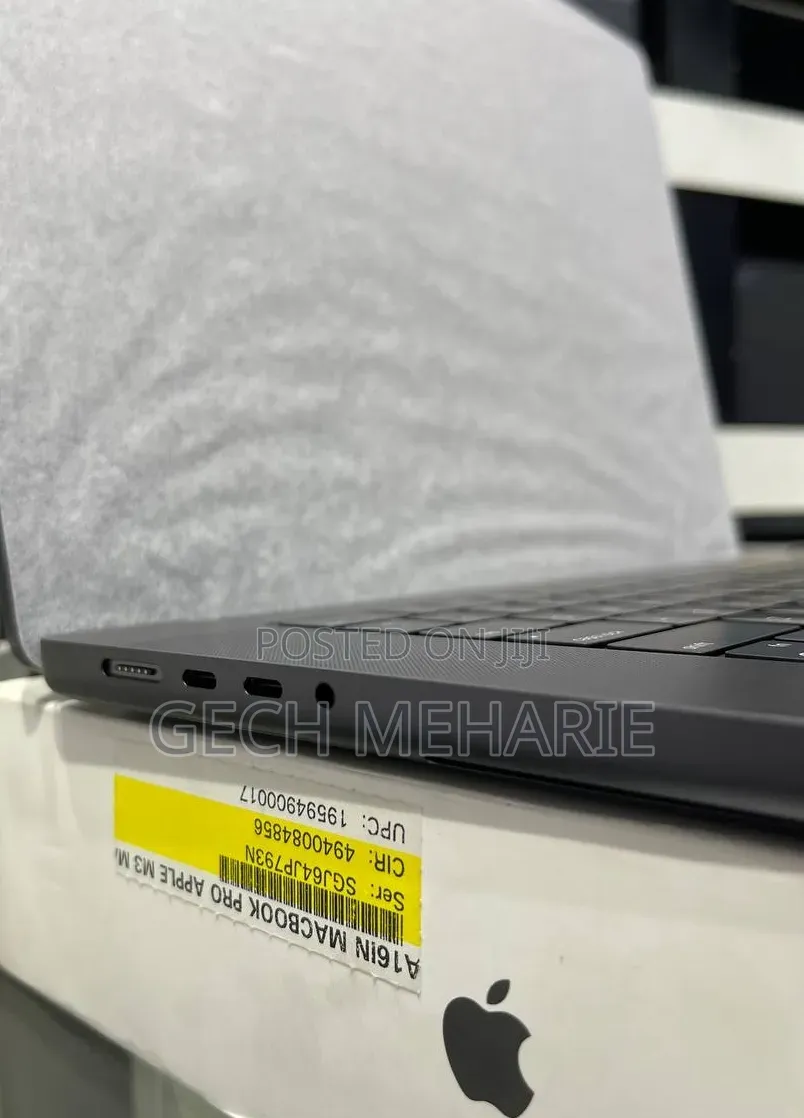 New Apple MacBook Pro 2023 M3 Max 16-inch 36GB Apple M3 Max SSD 1T