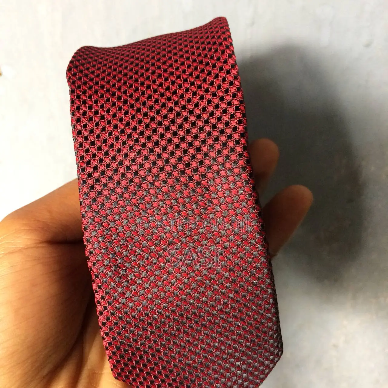 Perfect Gift Idea: A Timeless Red Tie That Matches Suit and Occasion.
