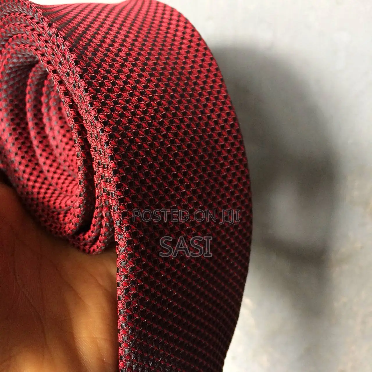 Perfect Gift Idea: A Timeless Red Tie That Matches Suit and Occasion.