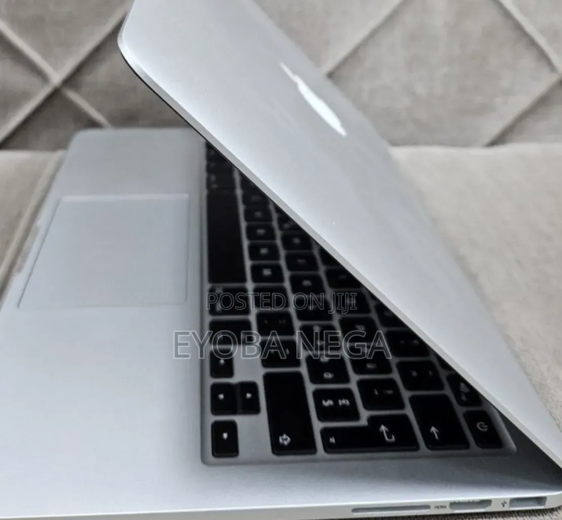 Laptop Apple MacBook Pro 2015 8GB Intel Core i5 SSD 128GB