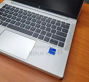 New Laptop HP EliteBook 830 G8 16GB Intel Core i7 SSD 512GB