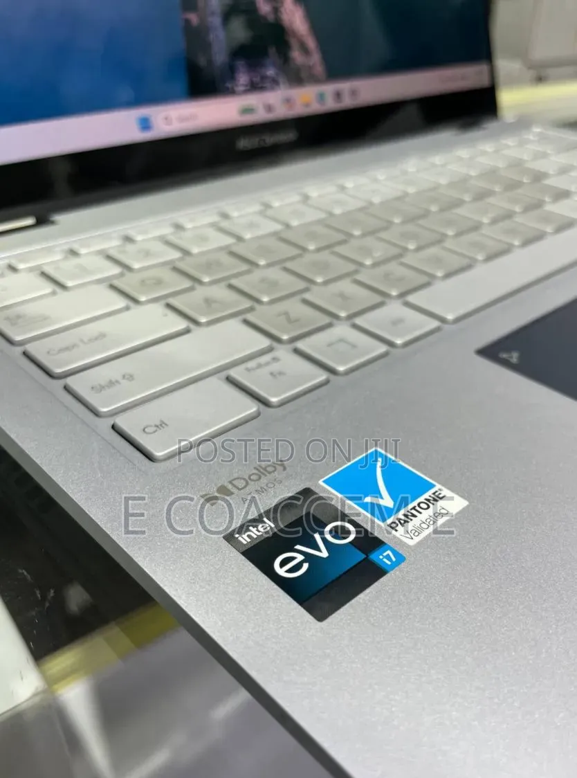 New Laptop Asus ZenBook Flip 14 UX461UA 16GB Intel Core i7 SSD 512GB